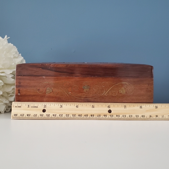 Hand Carved Wood Jewlery Box with Bronze Inlay and Working Lock System - Picture 8 of 14